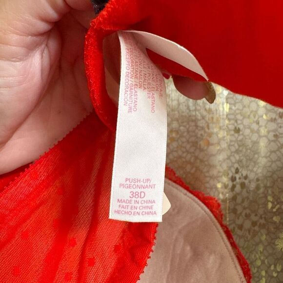Victorias Secret 2000s Red Lace Rhinestone Push Up Bra NWT 38D - Picture 5 of 7